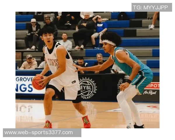 张博源访问伊利诺伊大学感受浓厚中国文化球队实力常年跻身TOP20 张博源访问伊利诺伊大学感受浓厚中国文化球队实力常年跻身TOP20